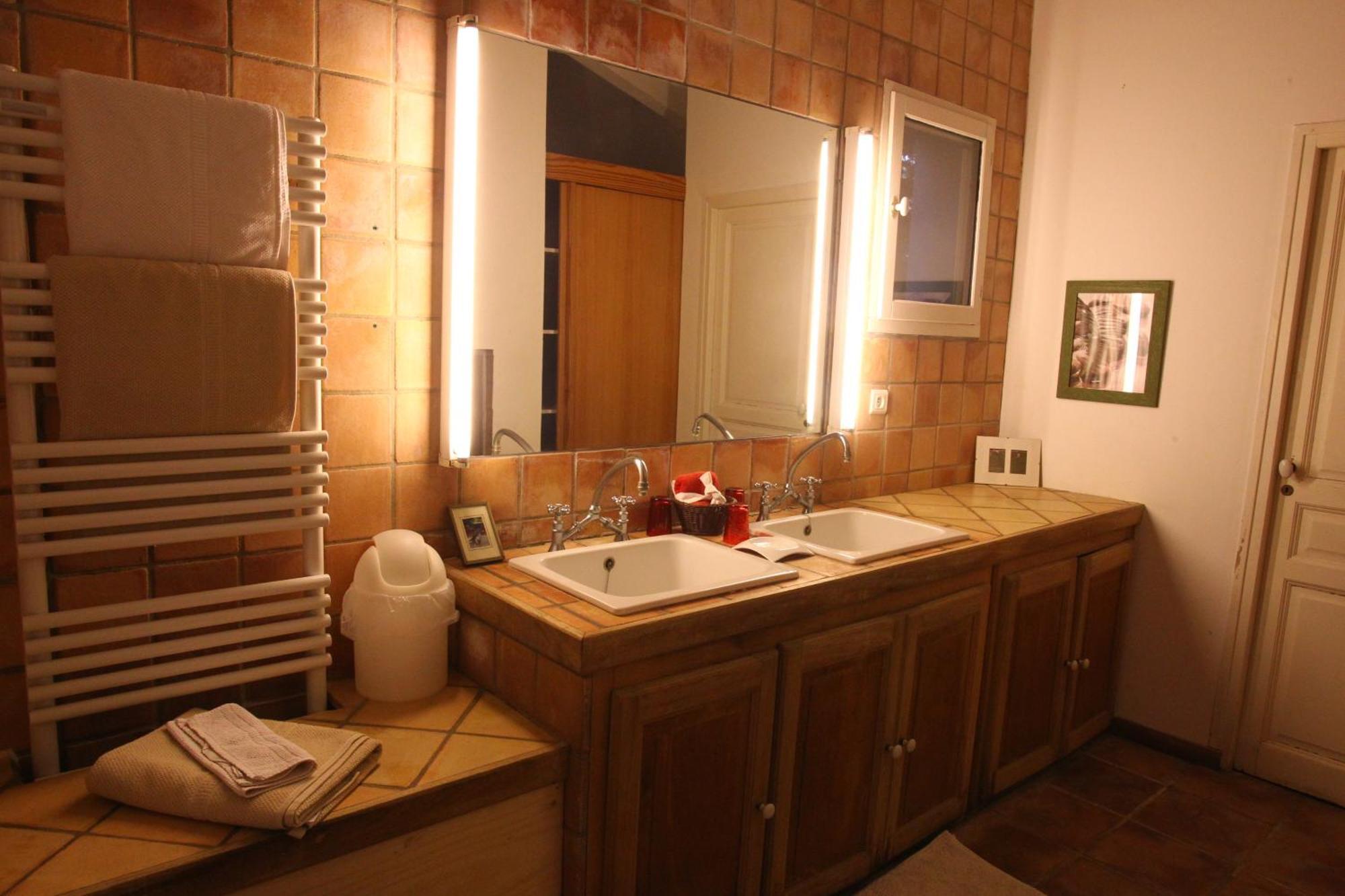 Mas Du Pont De Laute Villa Le Cailar Стая снимка